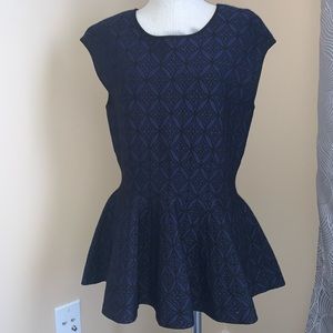 RVN lace detail top